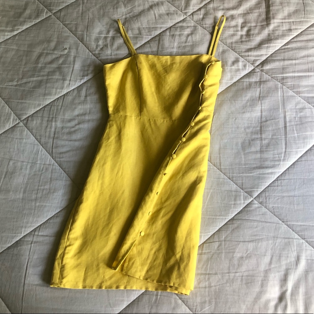 **SOLD**NEW yellow boutique dress